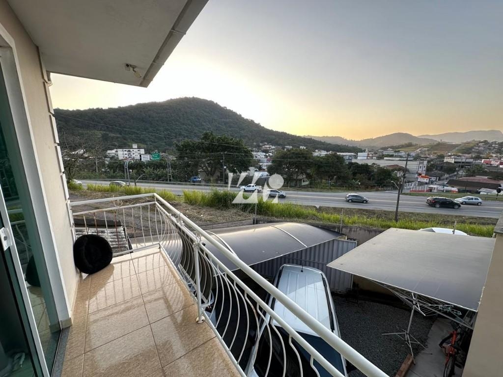 Casa em Alto Aririú, Palhoça. 3 quartos, 210m². Imagem 9 de 14